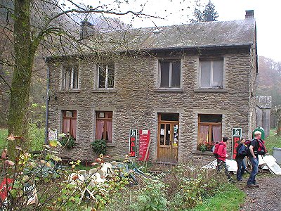 Van deze kroeg, nee, kelder, hebben we nog steeds nachtmerries...