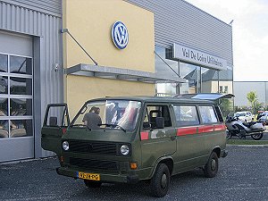 De VW-dealer, ja!, ze hadden er een in Frankrijk...