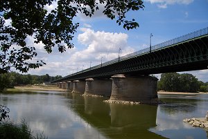 Aqua-duct in Barbie... ik bedoel Briare..