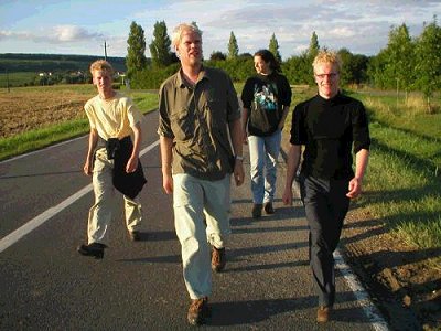 Doo doo doo, little green bag...