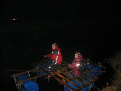 Nog meer op het vlot.